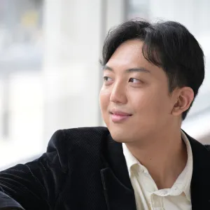 SPOTLIGHT OPERNSTUDIO: JIHUN HONG
